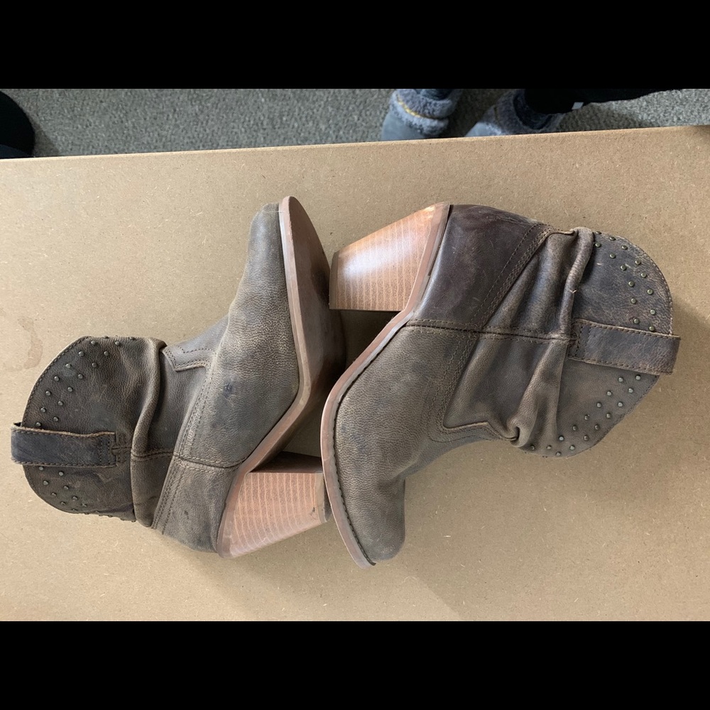 Women’s ankle boots